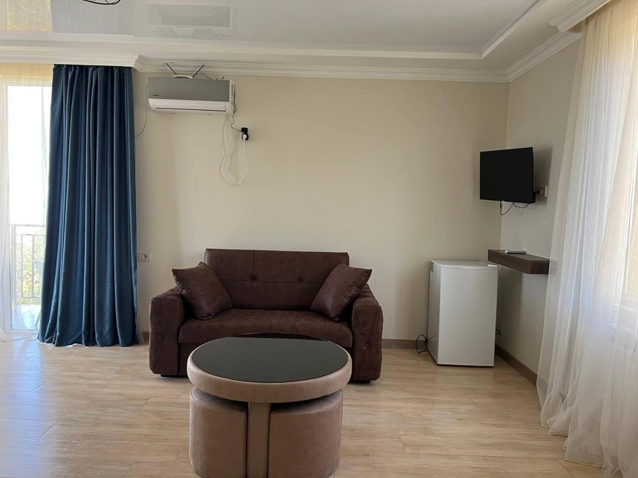 Hotel Gt House Batumi Exterior foto